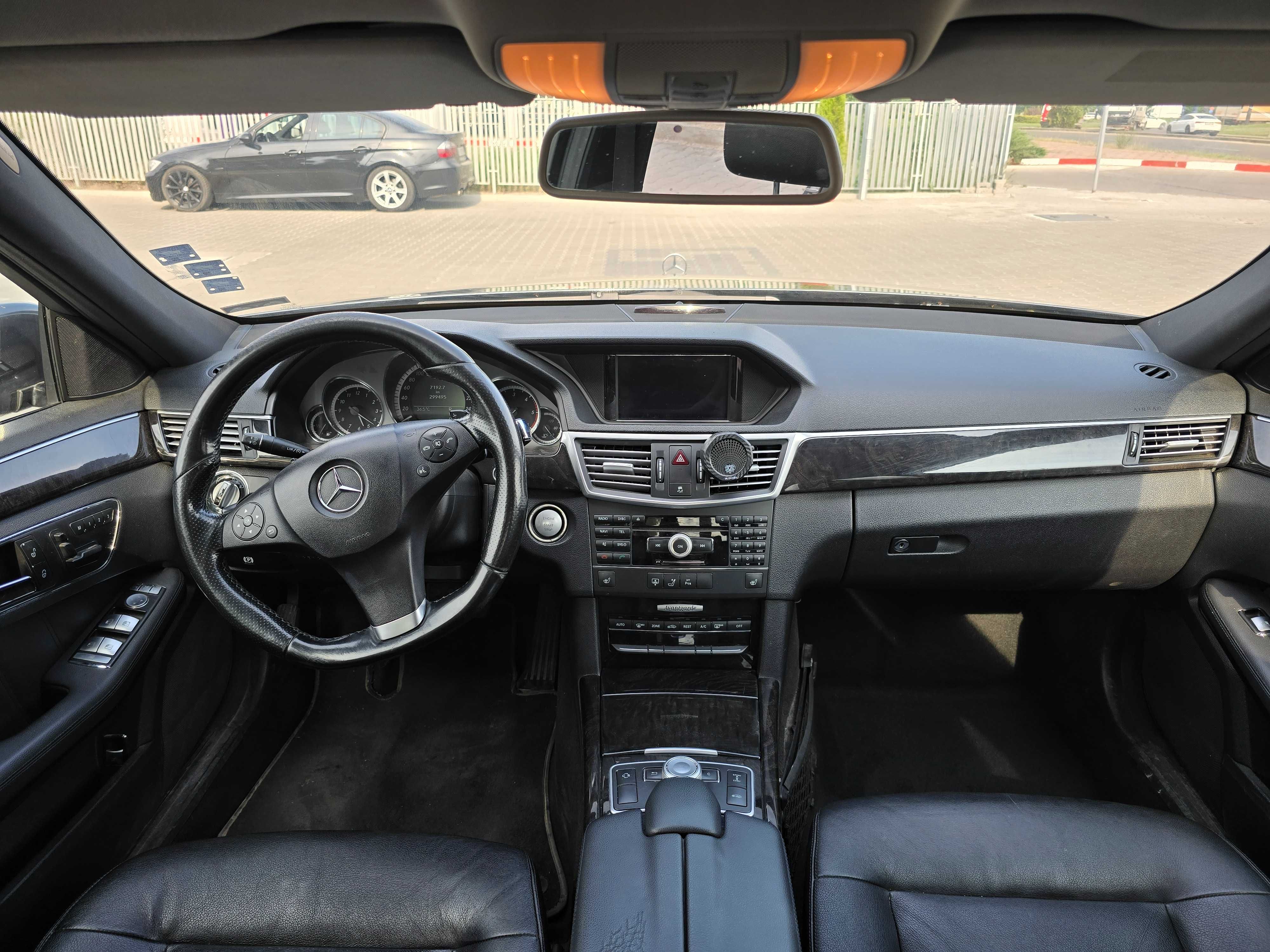 Mercedes-Benz E350 Avantgarde