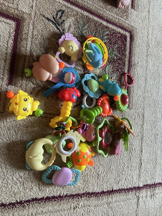 Игрушки погремушки