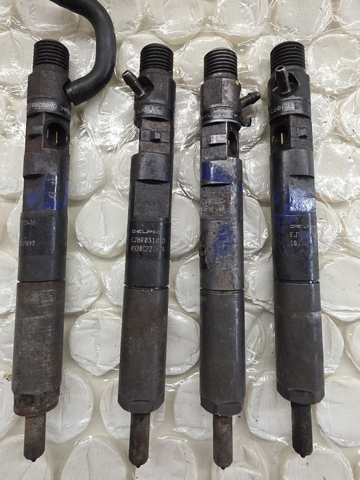set 4 injectoare delphi euro 4 logan renault