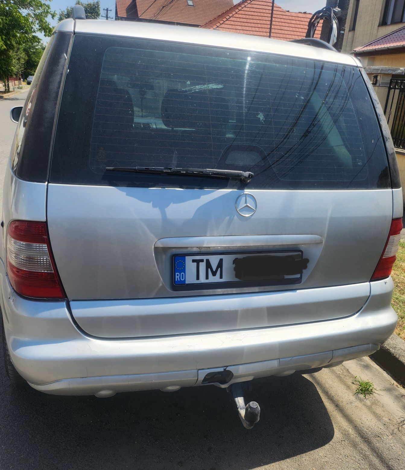 Vând Mercedes ML 2.7 cuplaj cu remorca dublă