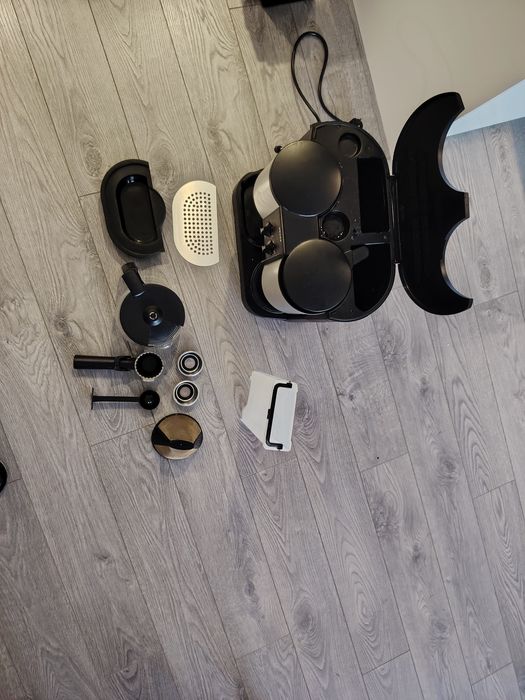 CRUPS КАФЕМАШИНА, еспресо-шварц кафе + кафемелачка DELONGHI