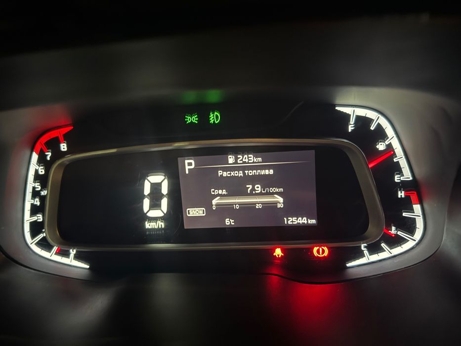 Продам машину Kia Sonet