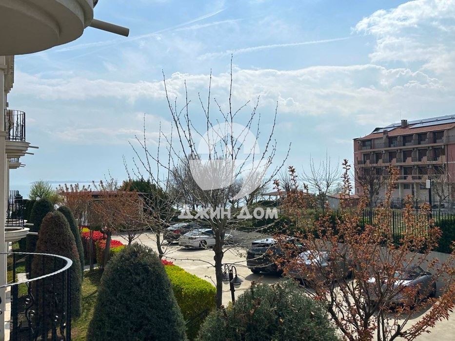 Едностаен апартамент с ГЛЕДКА МОРЕ в к-с Премиер Форт Бийч, Св. Влас