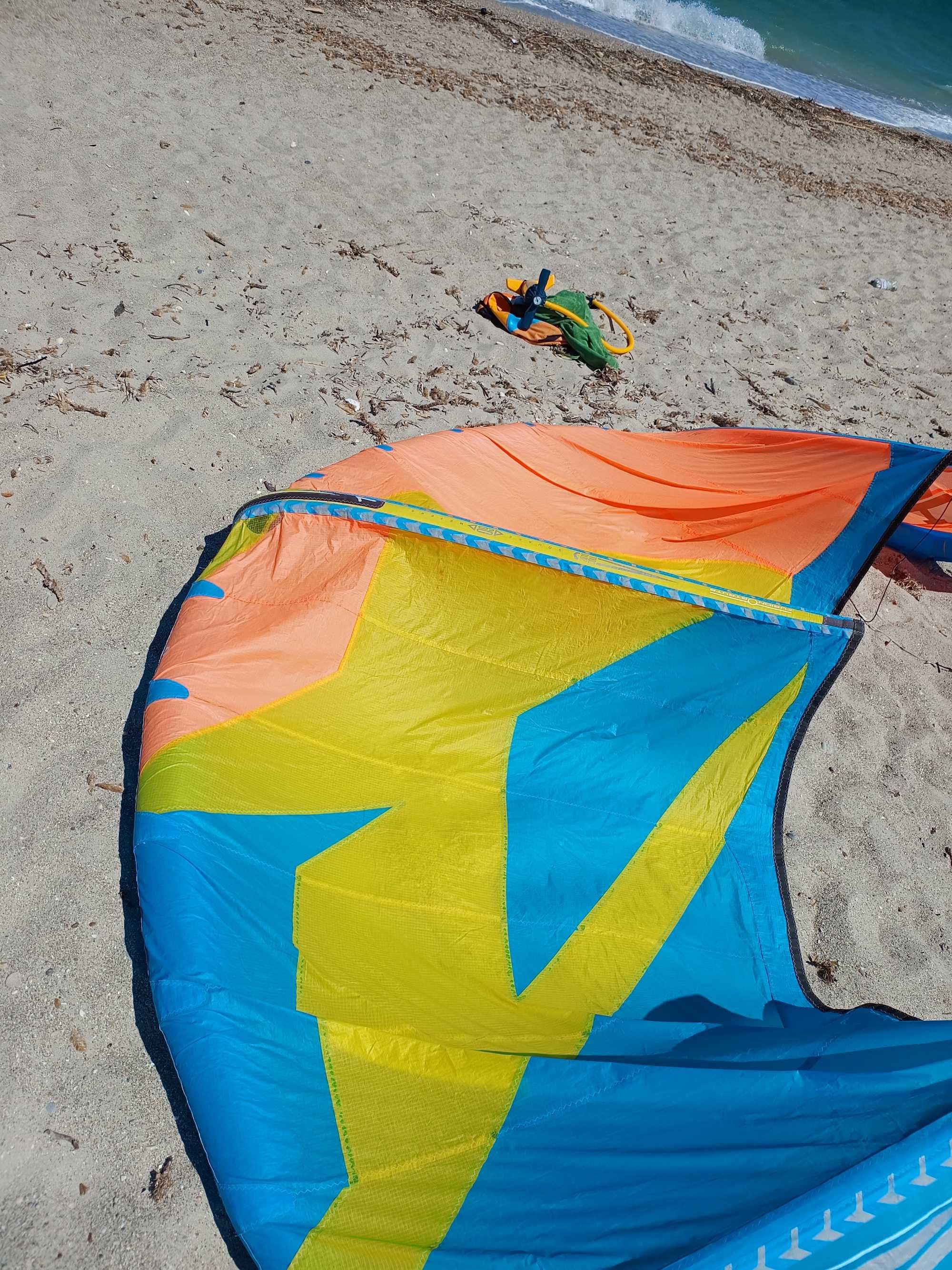 Комплект 3 кайта: Kite Cabrinha  8m/ F1 Bandit 9 m и 7m (всички с баро