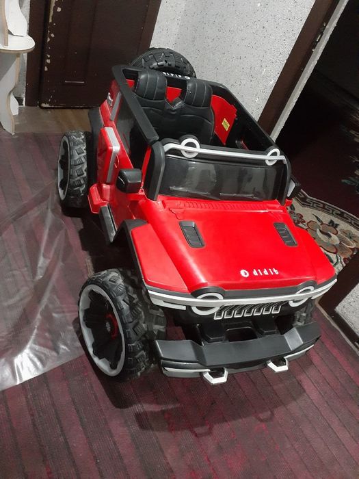 Bolalar mashinasi (pultli elektromashina)