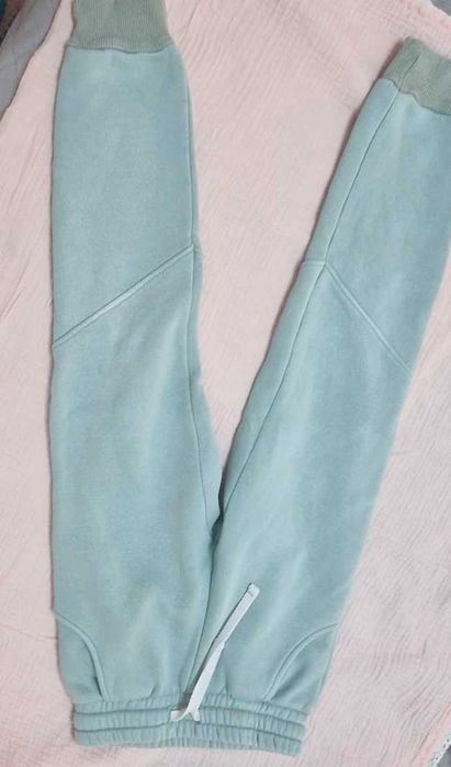 Продавам детско яке