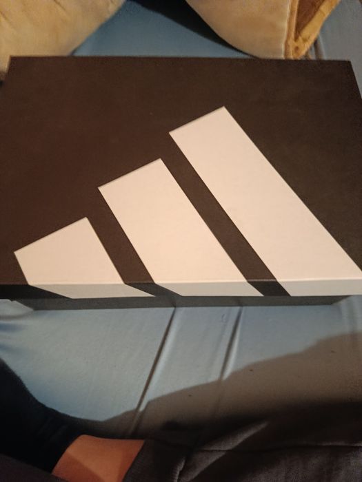 Бутонки f50 носени само два пъти 42 момер