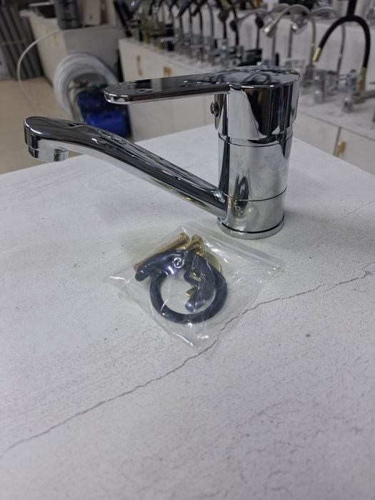 Смеситель для раковины