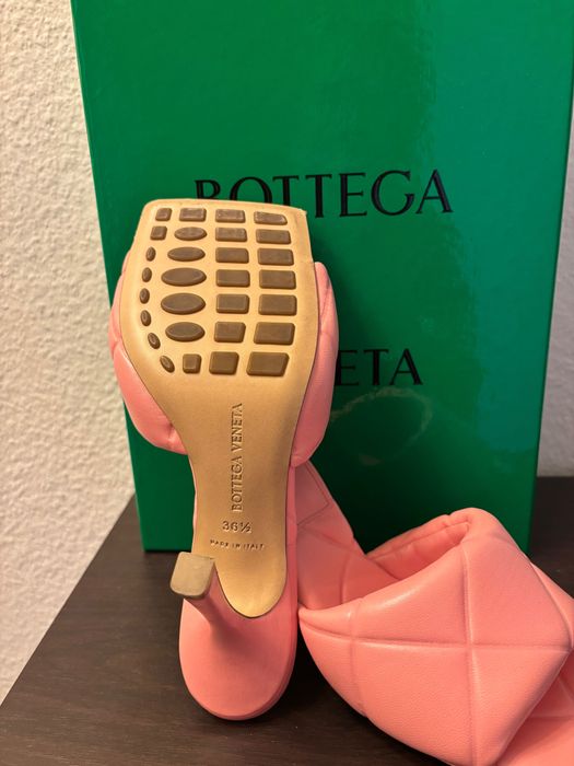 Bottega veneta pink heels