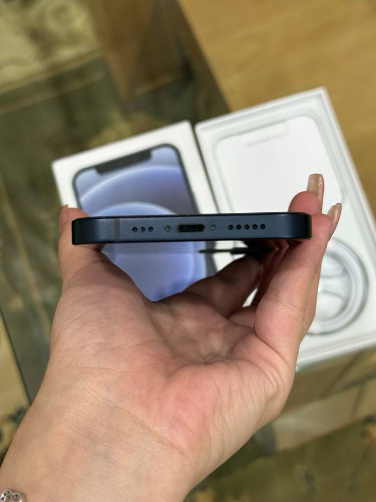 iPhone 12 новый