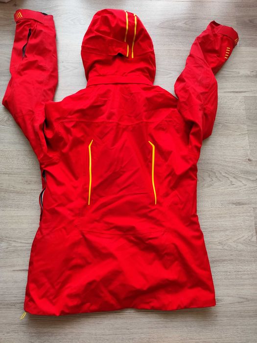 Дамско ски яке SNJOR