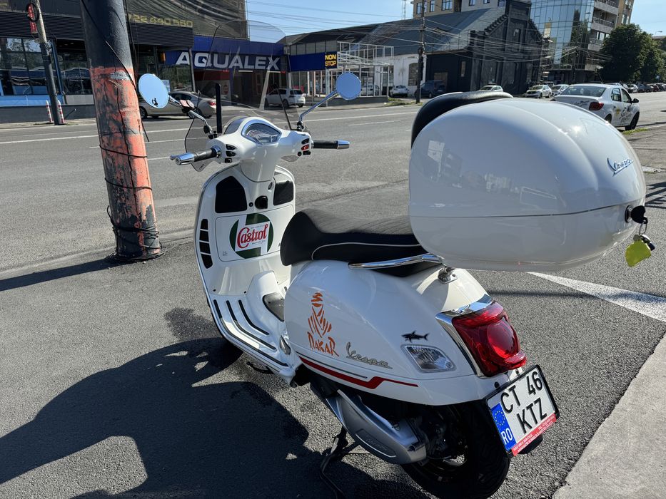 Vespa GTS 300 Super Sport