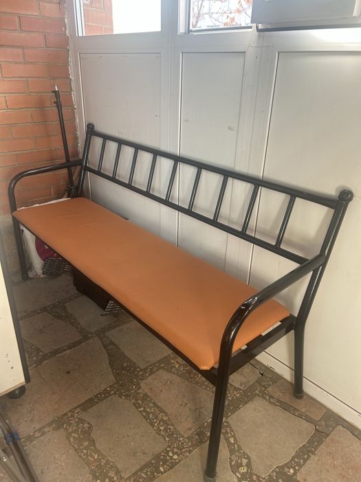 Скамья для ожидания