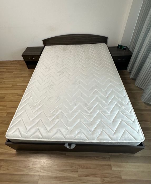 Комплект спалня с механизъм - нощни шкафчета и матрак