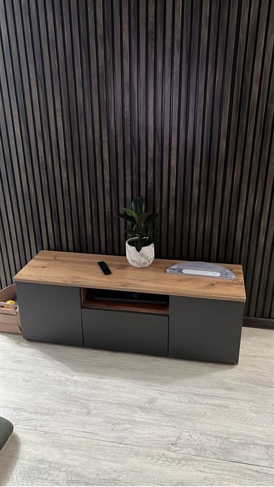 Продам тумбу под TV