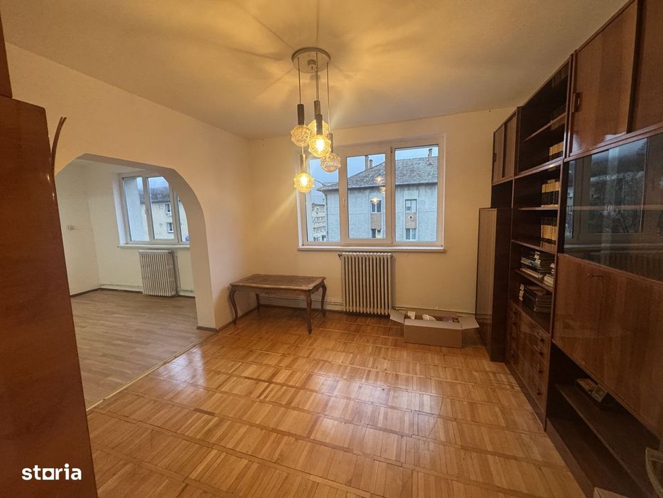 Apartament cu 3 camere in 7 Noiembrie / Spitalul Judetean / UMFST  UMF
