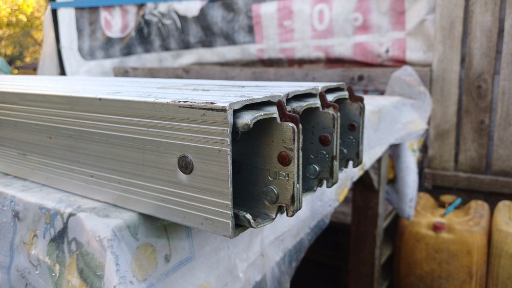 Bări prindere marfa BOX+Frig