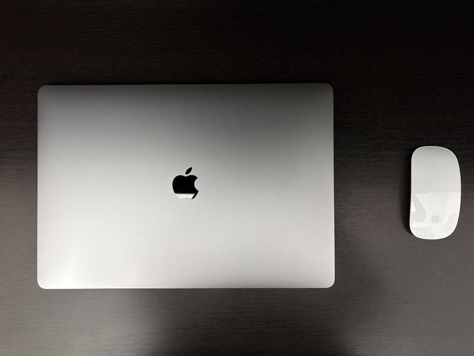 MacBook Pro 16 – i9 / 32GB RAM / 1TB SSD / Radeon Pro 5500M