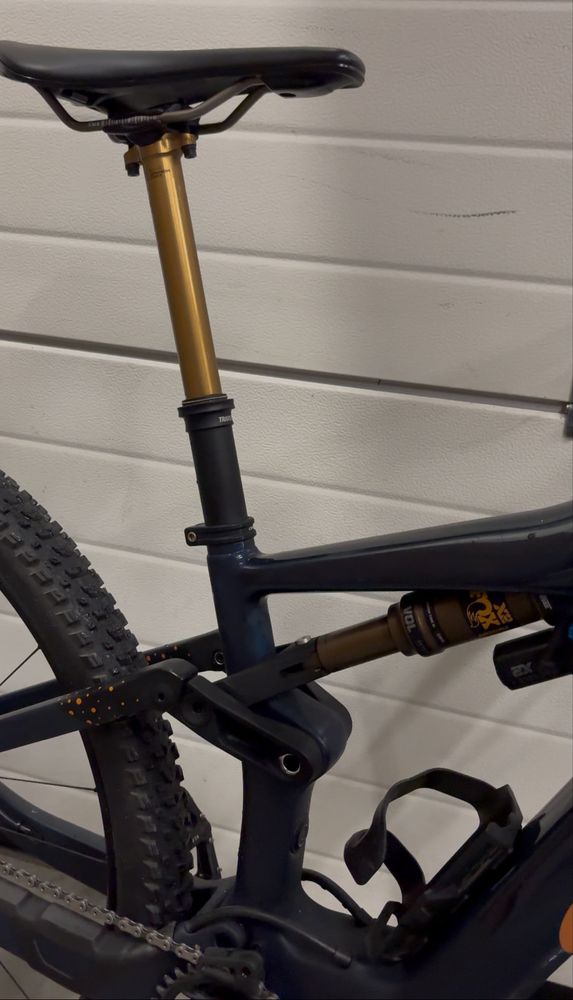 Orbea Rise XTR Kashima Carbon Electrica