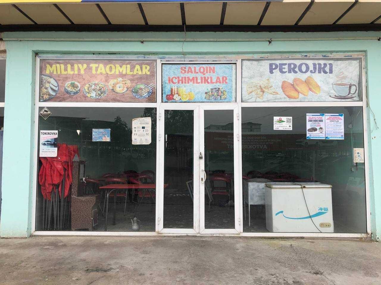 Andijonda viloyati Xo`jaobodda savdo do`koni bino inshooti sotilmoqda