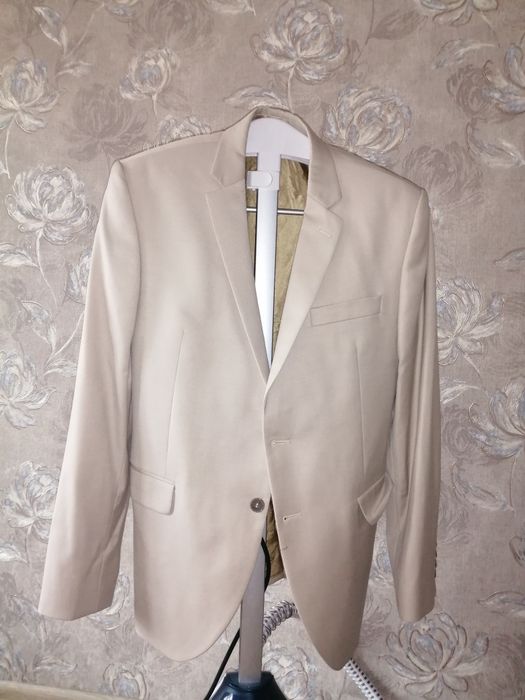 Костюм двойка, в отличном состоянии