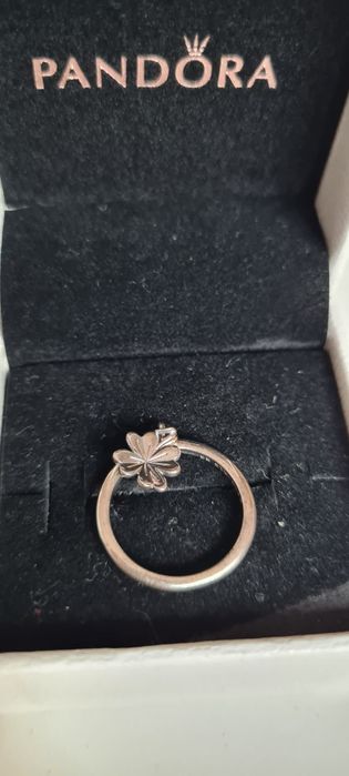 Vand Pandora diverse, colectie personala, NOI