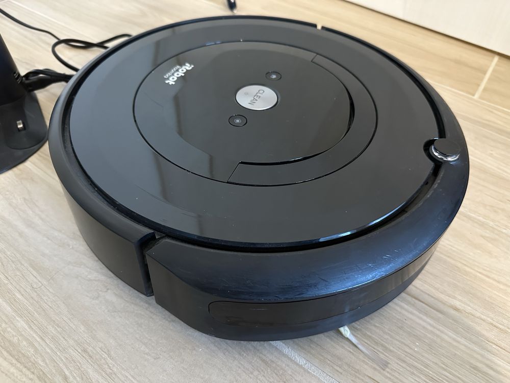 Прахосмукачка робот iRobot e5