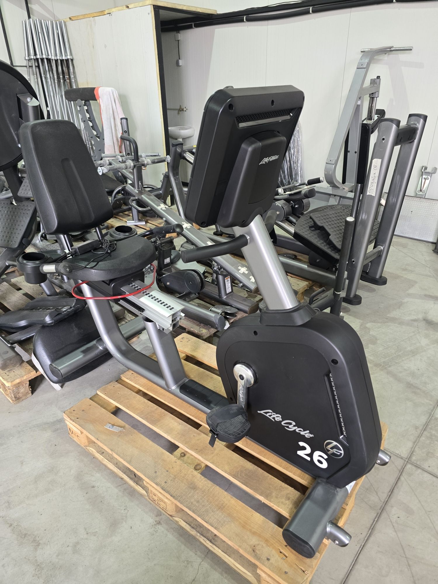 Life fitness bike лайф фитнес колело с облегалка без забежка