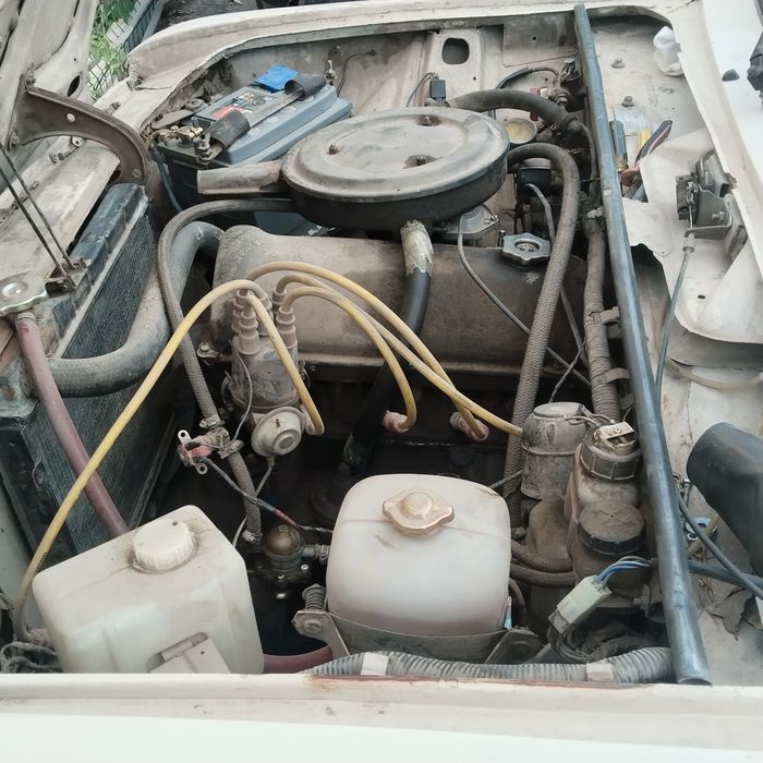 Vaz 2106 sotiladi
