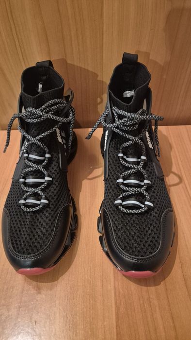 Маратонки боти в много добро състояние