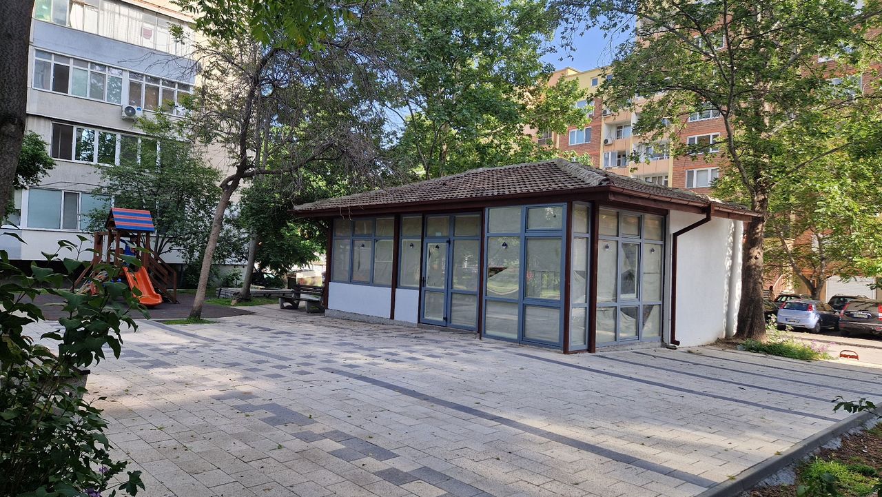 Продава се Заведение в Пловдив, Център - 61 кв.м за 638 €/кв.м - Снимка #1