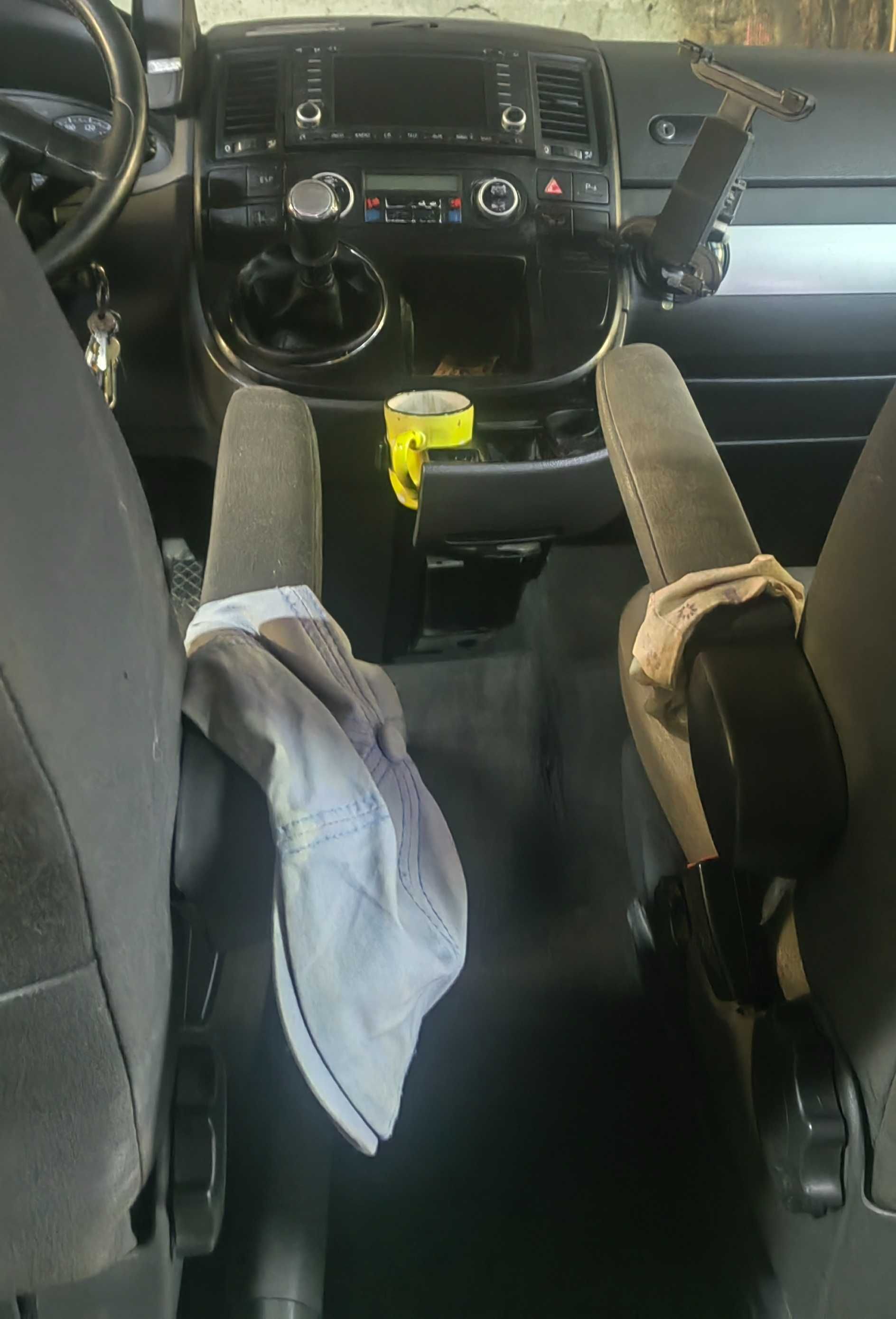 VW Multivan 2,5TDI 177кс Спешно