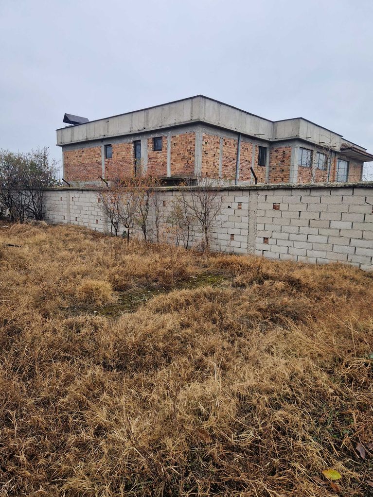 Продава се Склад в с. Драгор, Област Пазарджик - 850 кв.м за 312 €/кв.м - Снимка #1