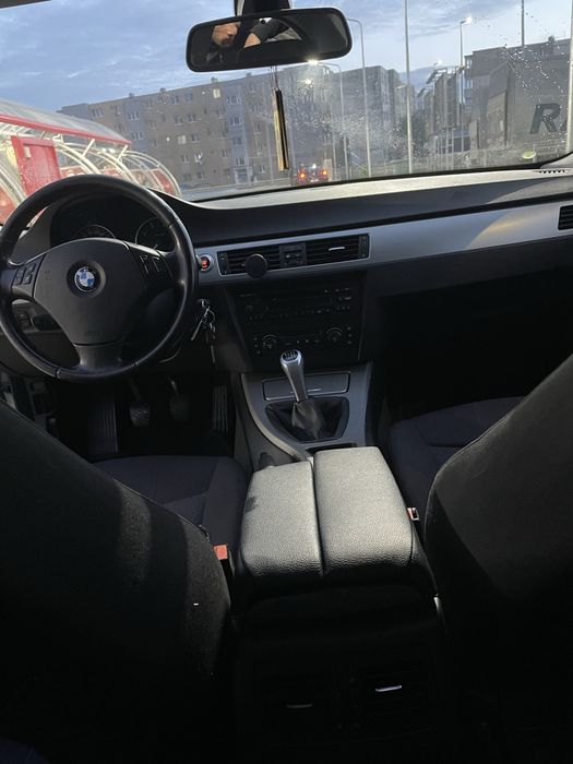 Vand BMW E 90 2.0 benzina