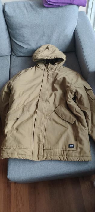 Ново Зимно яке Vans