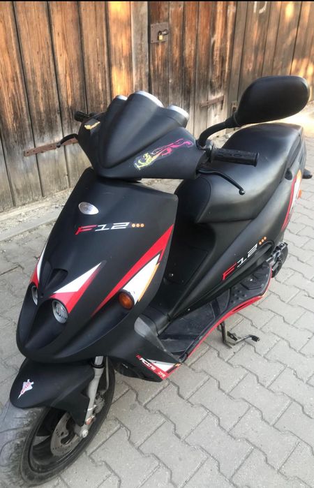 Vând Scuter Malaguti F12, 49 cm³, 2003 – stare foarte bună