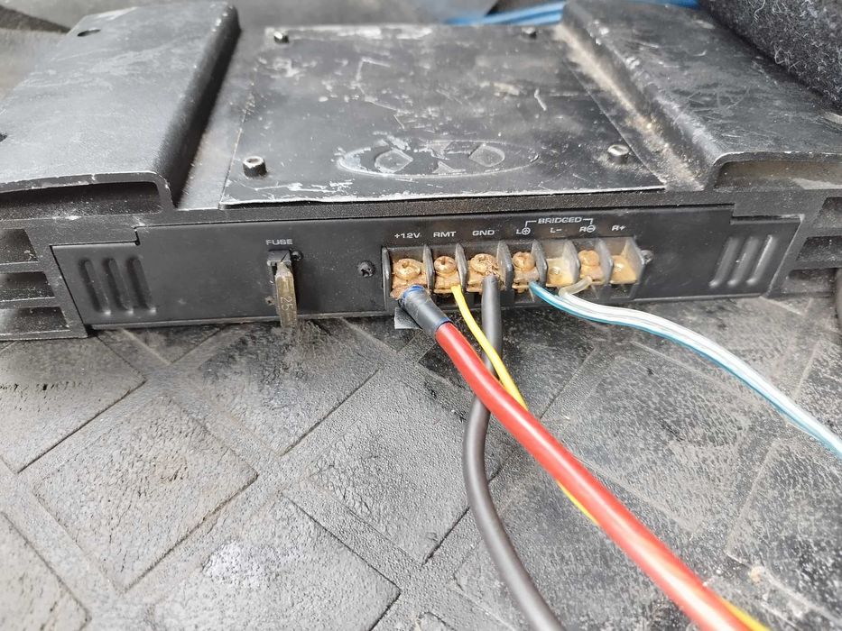 Subwoofer / Tub de bass Mac Audio + statie 500 Wati