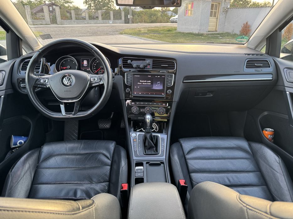 Volkswagen Golf VII 2.0 TDI DSG Highline