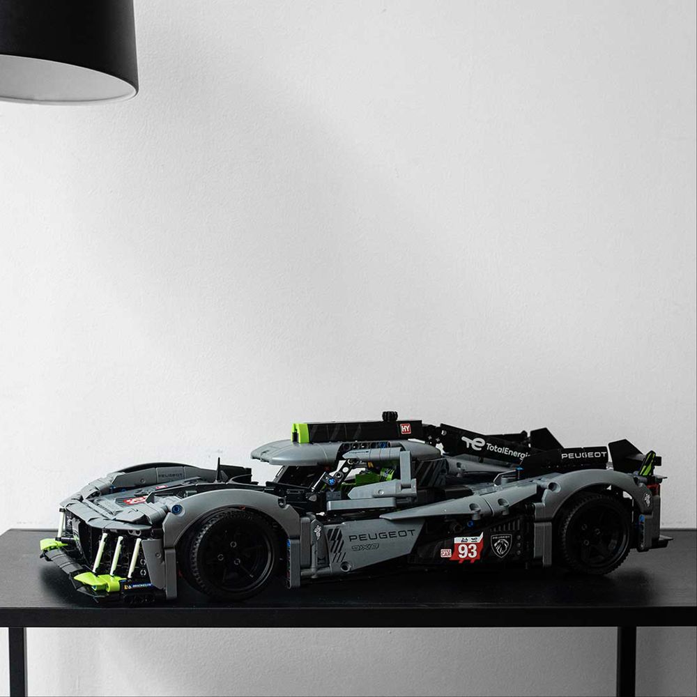 Конструктор Lego Peugeot 9X8 Hypercar | 1775 деталей | Гиперкар