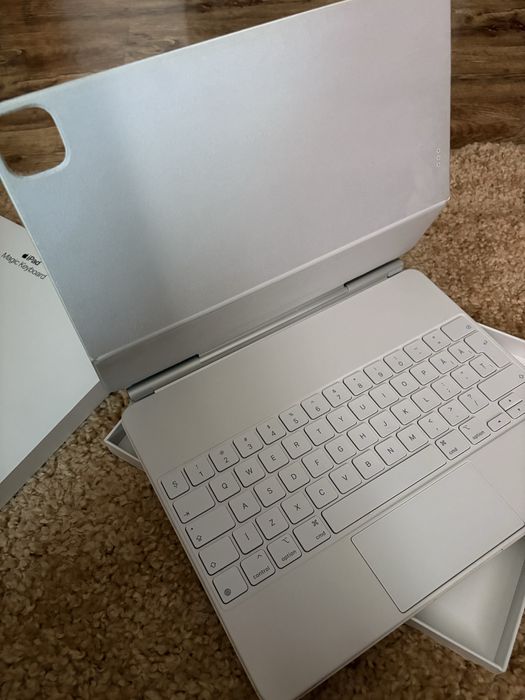 Magic Keyboard iPad 12.9/13”