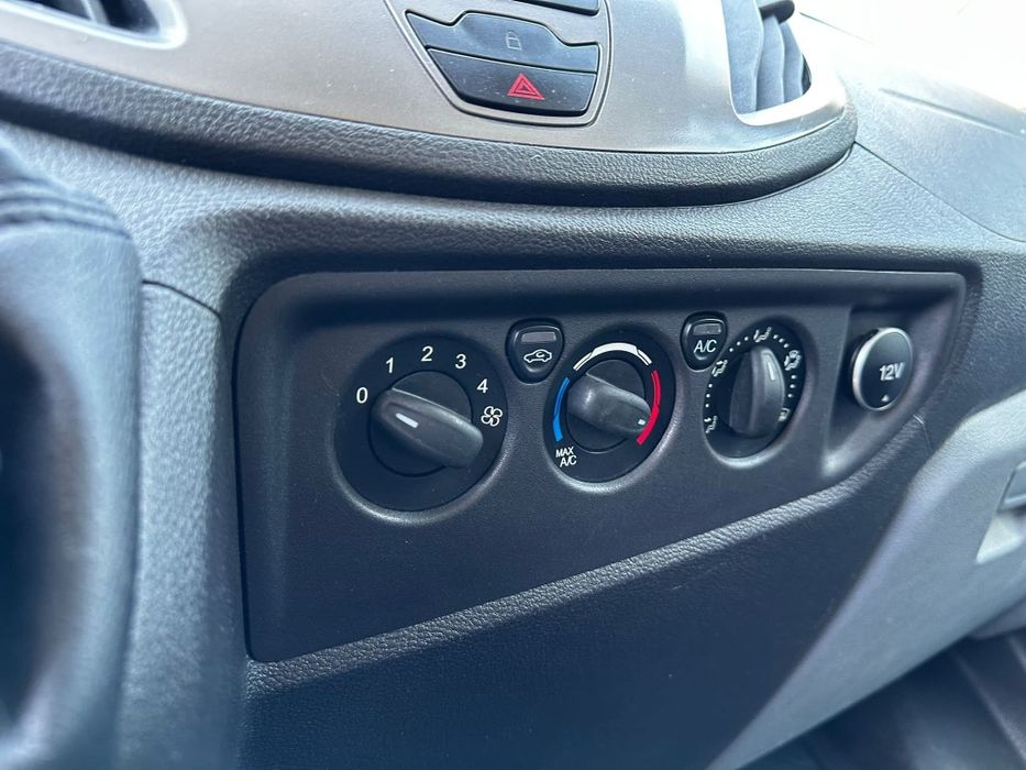 2017 Ford Transit L2 - 2.0D 131CP E6 - Clima * LED * Parbriz incalzit
