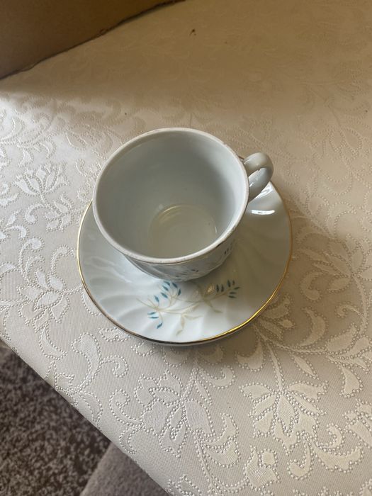 Чаши за кафе с чиниики