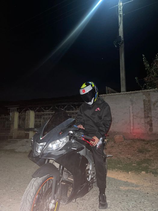 Aprilia RS4 125  URGENT