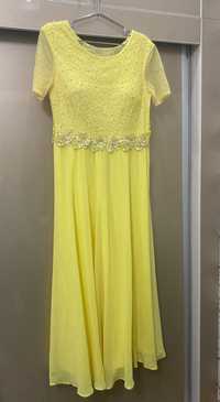 Платье женское жёлтого цвета с камушками цена договорная