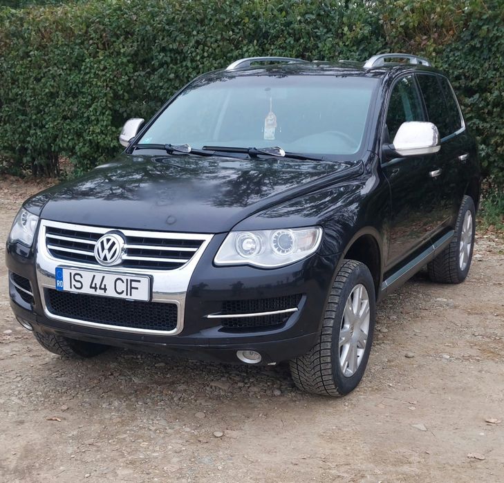 Vând Volkswagen Touareg