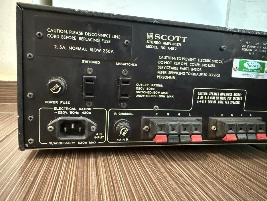 Scott A457 Качествен стерео усилвател