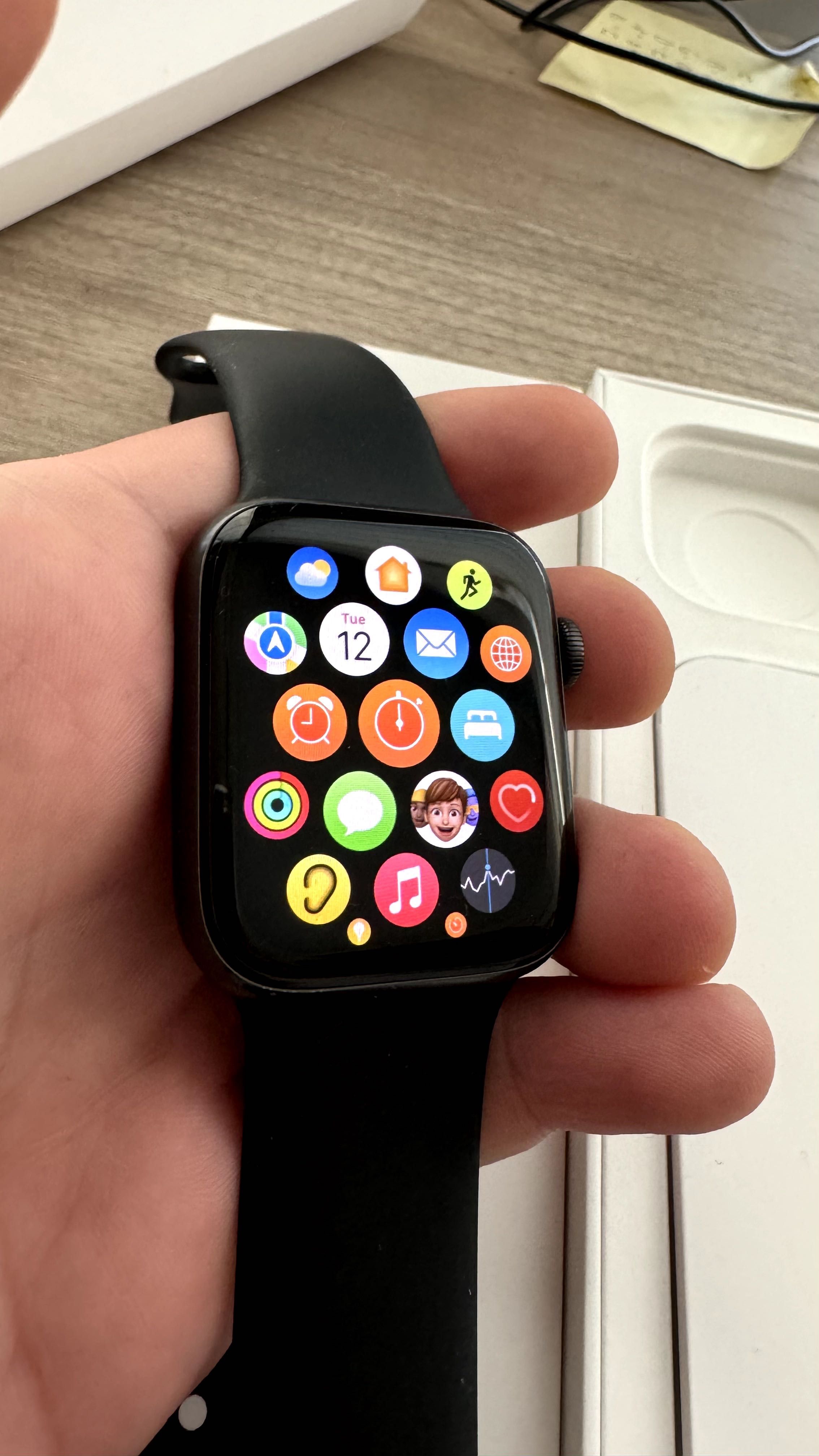 Apple Watch SE 44mm.