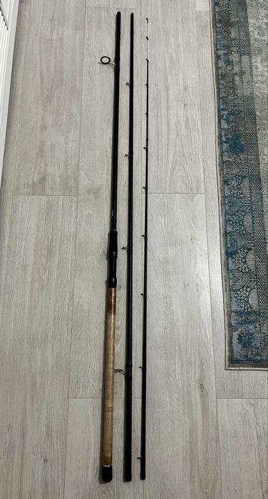Lanseta Okuma Custom Black River 4.2m
