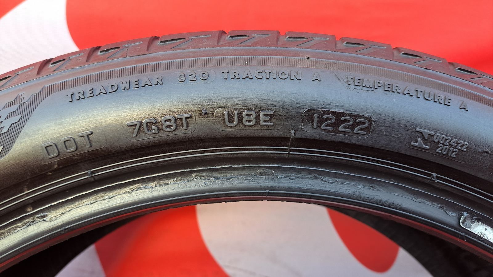 245 40 19 2бр летни гуми Bridgestone T005 RFT