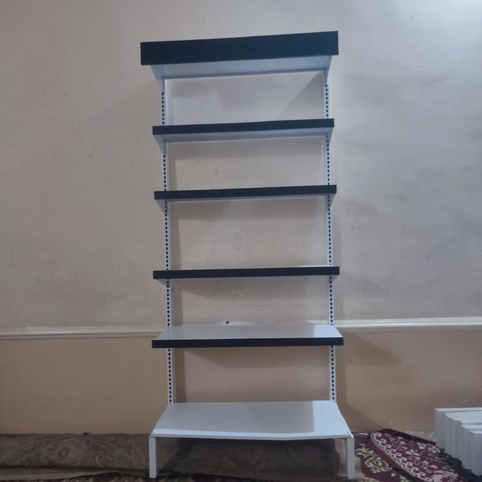 Продаётся стилажы количество 10 штук